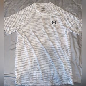 Under armor size small